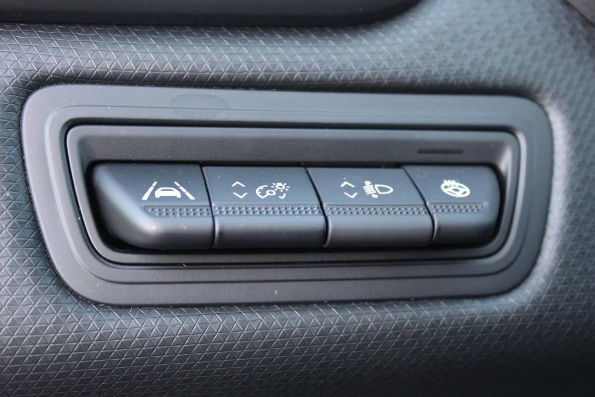 Renault Clio Renault Clio 1.0 TCe 90 Techno Automaat | Camera | Stoelverwarming