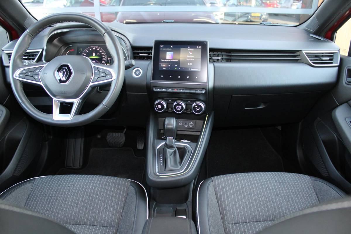 Renault Clio Renault Clio 1.0 TCe 90 Techno Automaat | Camera | Stoelverwarming