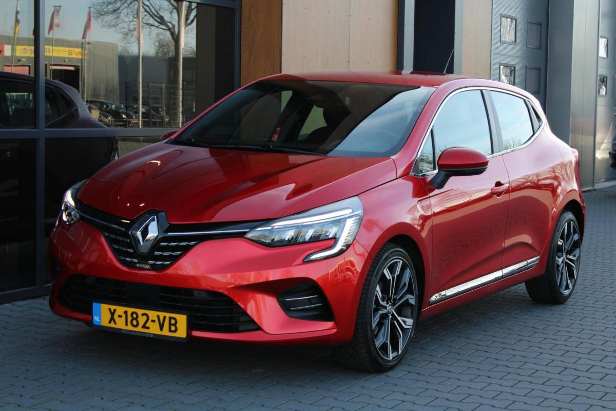 Renault Clio Renault Clio 1.0 TCe 90 Techno Automaat | Camera | Stoelverwarming
