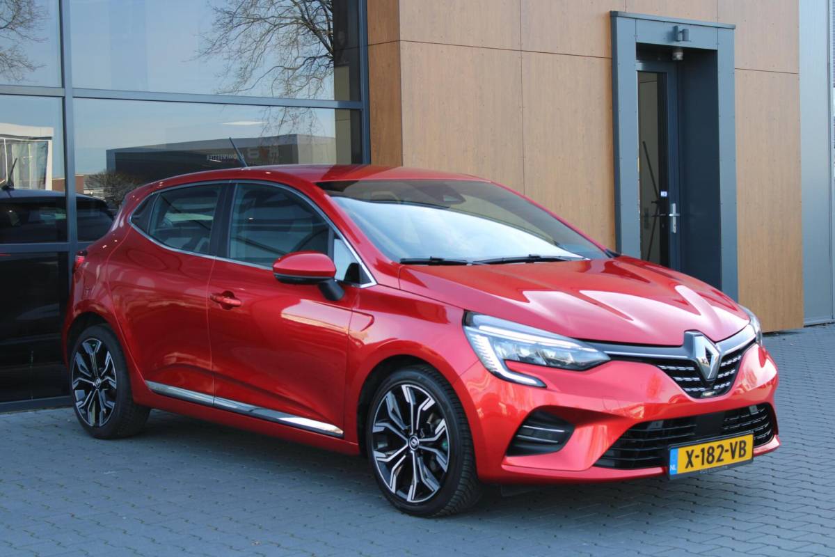 Renault Clio Renault Clio 1.0 TCe 90 Techno Automaat | Camera | Stoelverwarming