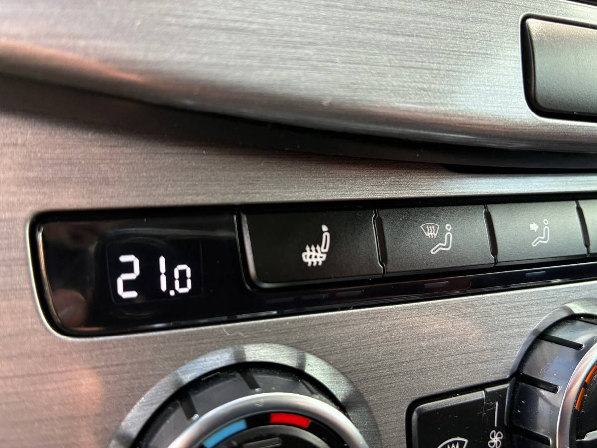 Volkswagen Passat Volkswagen Passat Variant 2.0 TDI Highline BlueMotion | Stoel koeling/massage + Cruise + Clima Nu € 5.975,-!!!