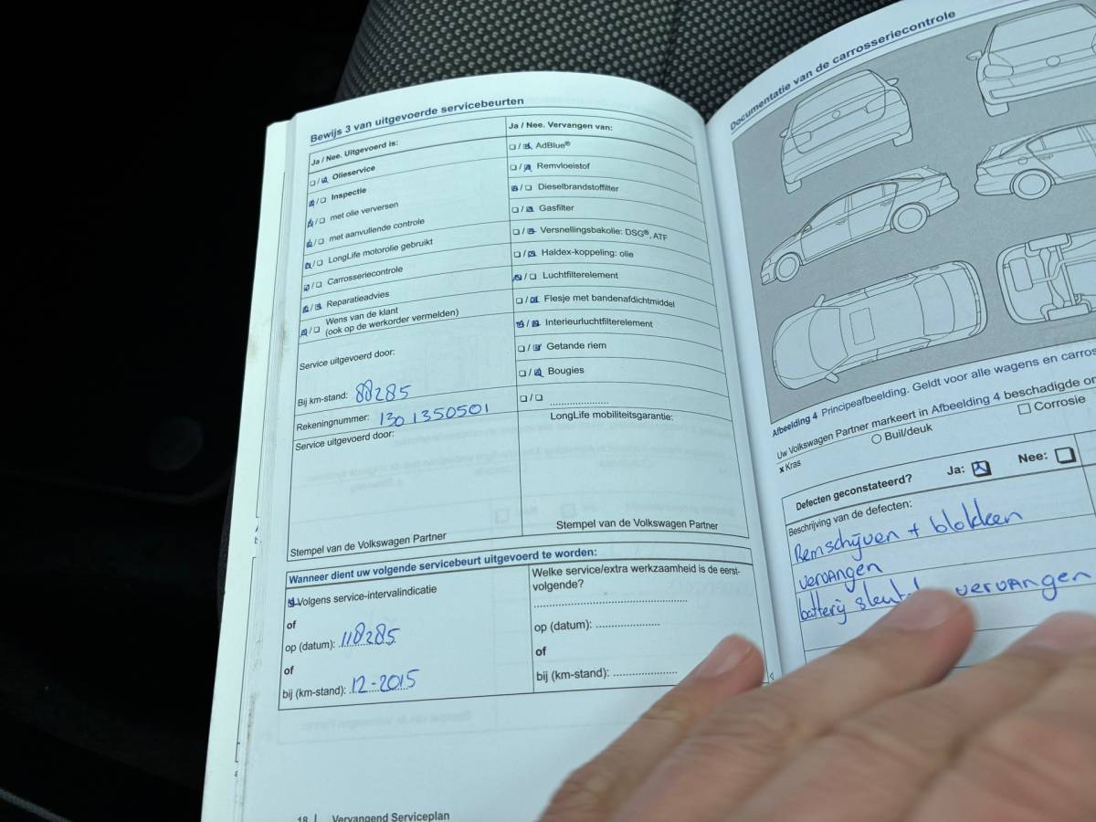 Volkswagen Passat Volkswagen Passat Variant 2.0 TDI Highline BlueMotion | Stoel koeling/massage + Cruise + Clima Nu € 5.975,-!!!