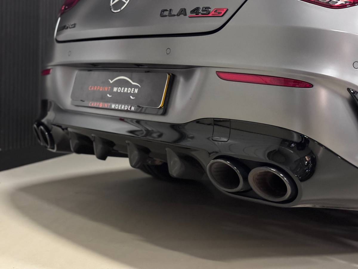 Mercedes-Benz CLA Mercedes-Benz CLA-klasse Shooting Brake AMG 45 S 4MATIC+ PANO | SCHAALSTOELEN | BURMESTER | HUD