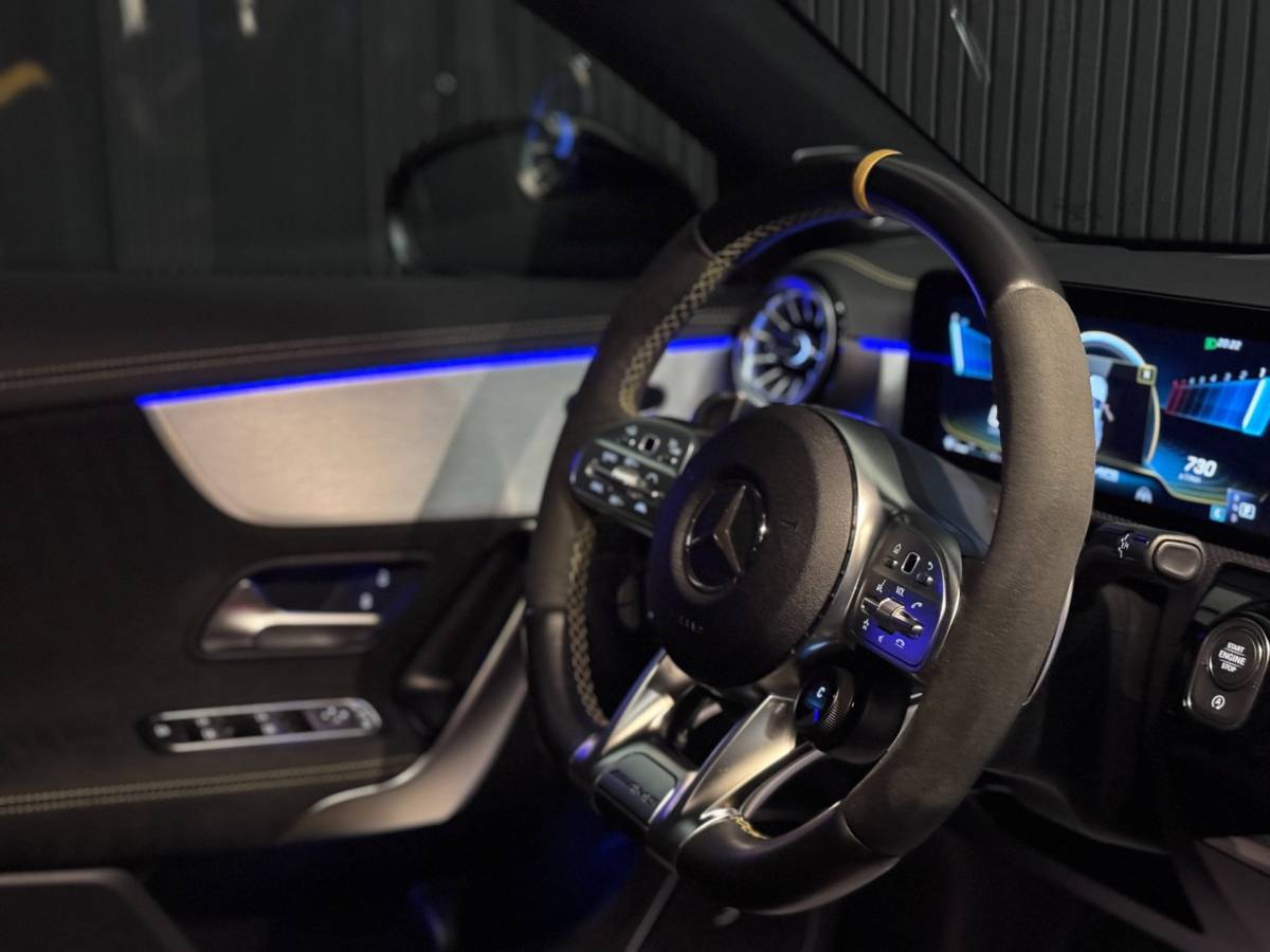 Mercedes-Benz CLA Mercedes-Benz CLA-klasse Shooting Brake AMG 45 S 4MATIC+ PANO | SCHAALSTOELEN | BURMESTER | HUD