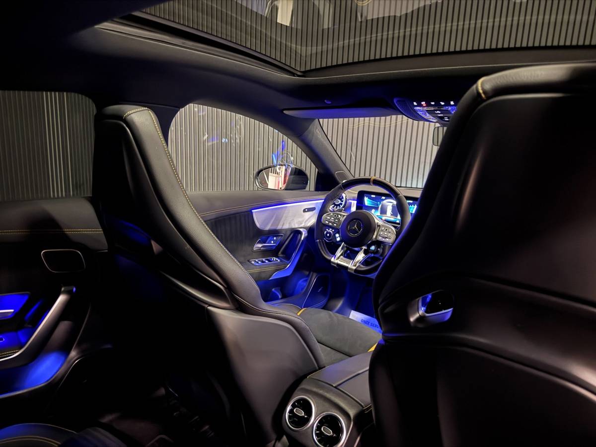 Mercedes-Benz CLA Mercedes-Benz CLA-klasse Shooting Brake AMG 45 S 4MATIC+ PANO | SCHAALSTOELEN | BURMESTER | HUD