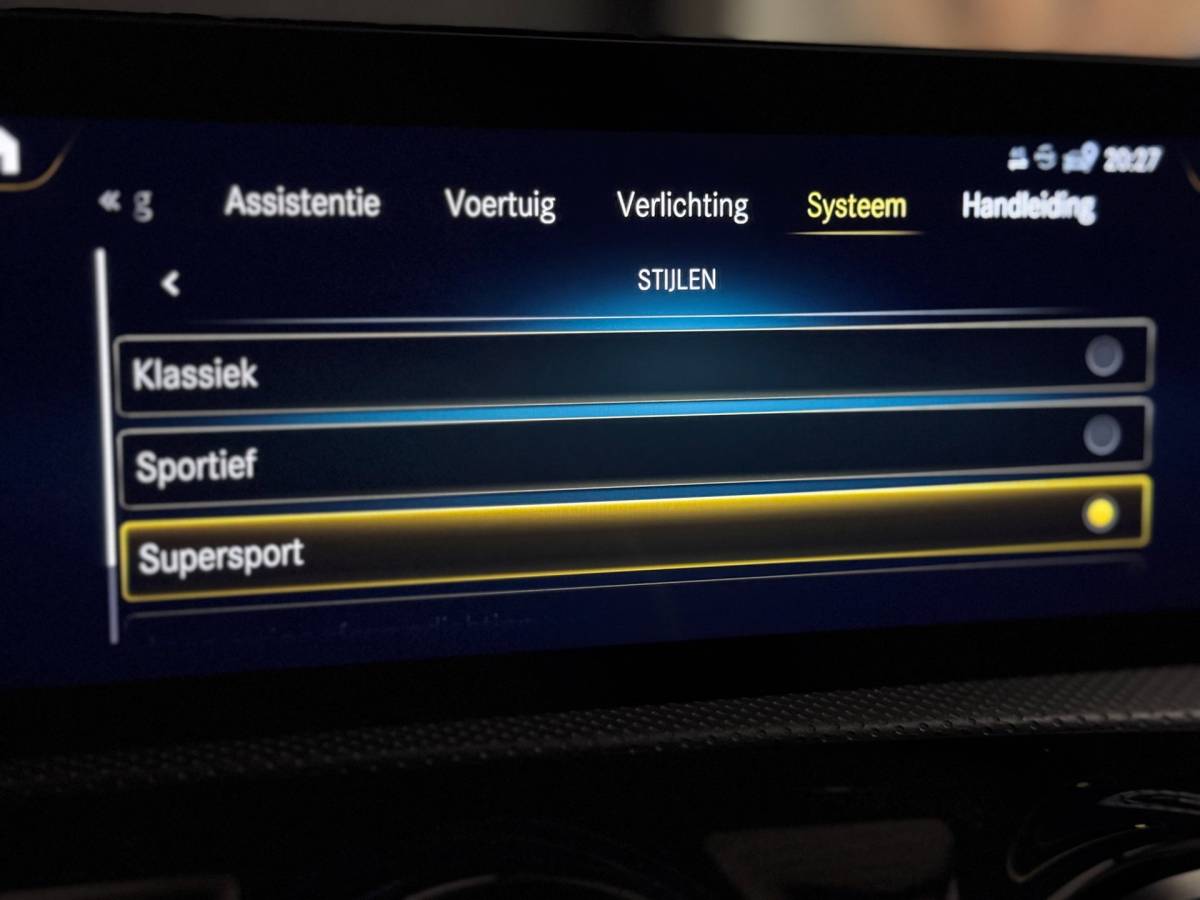 Mercedes-Benz CLA Mercedes-Benz CLA-klasse Shooting Brake AMG 45 S 4MATIC+ PANO | SCHAALSTOELEN | BURMESTER | HUD
