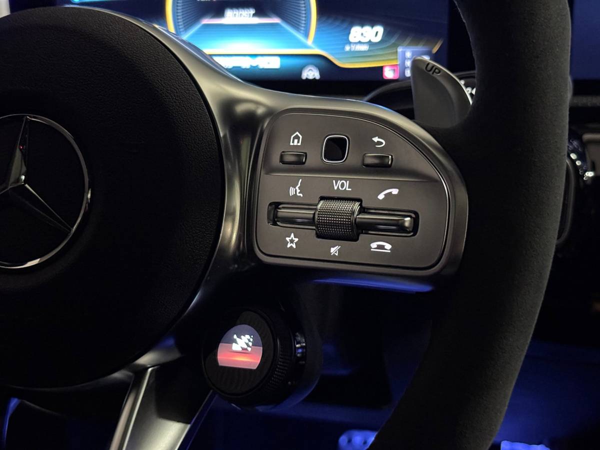 Mercedes-Benz CLA Mercedes-Benz CLA-klasse Shooting Brake AMG 45 S 4MATIC+ PANO | SCHAALSTOELEN | BURMESTER | HUD