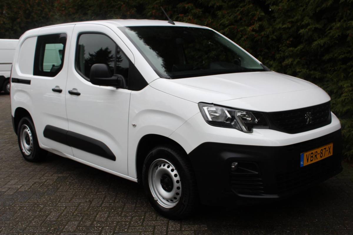 Peugeot Partner Peugeot Partner 1.6 BlueHDI Premium 75PK | Airco | Achterklep | Cruise Control | Elektrische Ramen