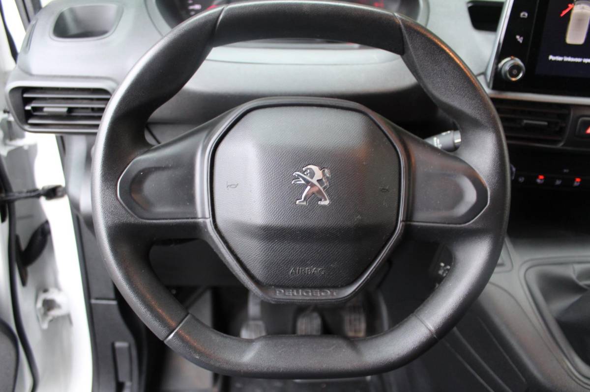 Peugeot Partner Peugeot Partner 1.6 BlueHDI Premium 75PK | Airco | Achterklep | Cruise Control | Elektrische Ramen