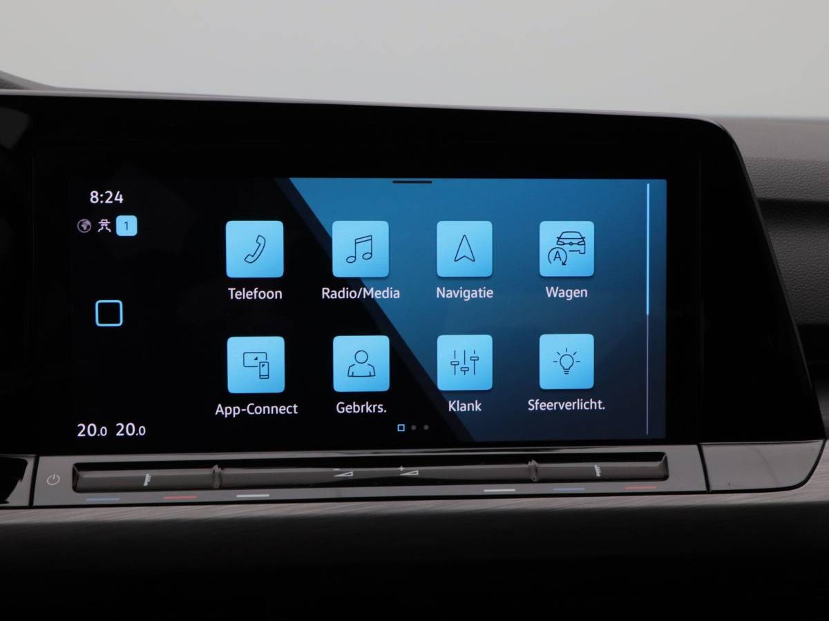 Volkswagen Golf Volkswagen Golf 1.5 eTSi 150 Pk Automaat Style | Adaptive Cruise | Climatronic | Camera | CarPlay | Navigatie | 17 Inch