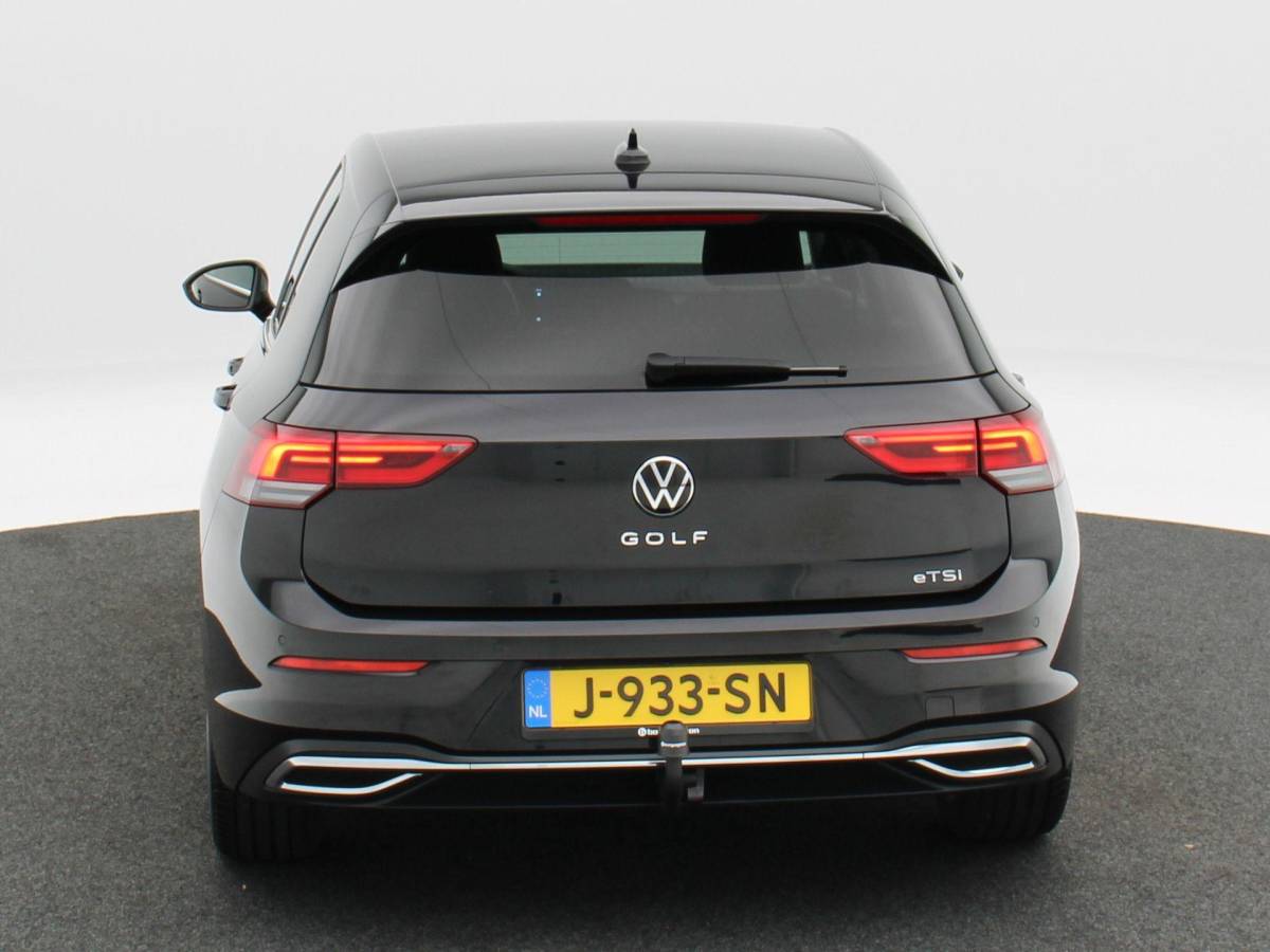 Volkswagen Golf Volkswagen Golf 1.5 eTSi 150 Pk Automaat Style | Adaptive Cruise | Climatronic | Camera | CarPlay | Navigatie | 17 Inch