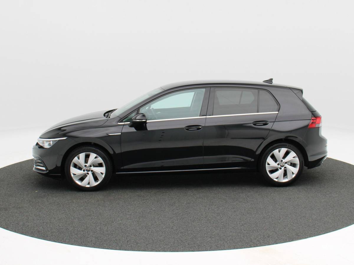 Volkswagen Golf Volkswagen Golf 1.5 eTSi 150 Pk Automaat Style | Adaptive Cruise | Climatronic | Camera | CarPlay | Navigatie | 17 Inch
