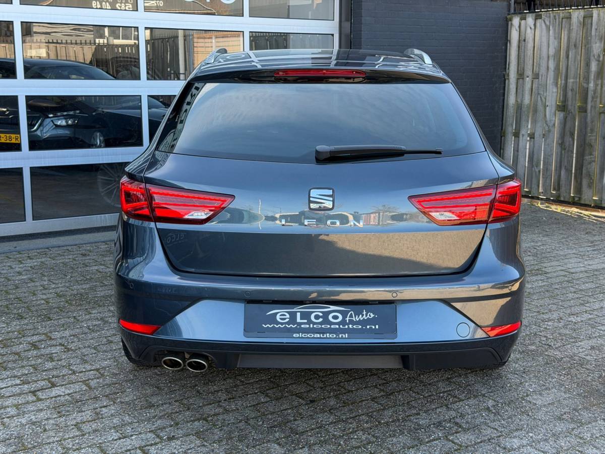 SEAT Leon Seat Leon ST 1.5 TSI 150pk Xcellence / Camera / CarPlay