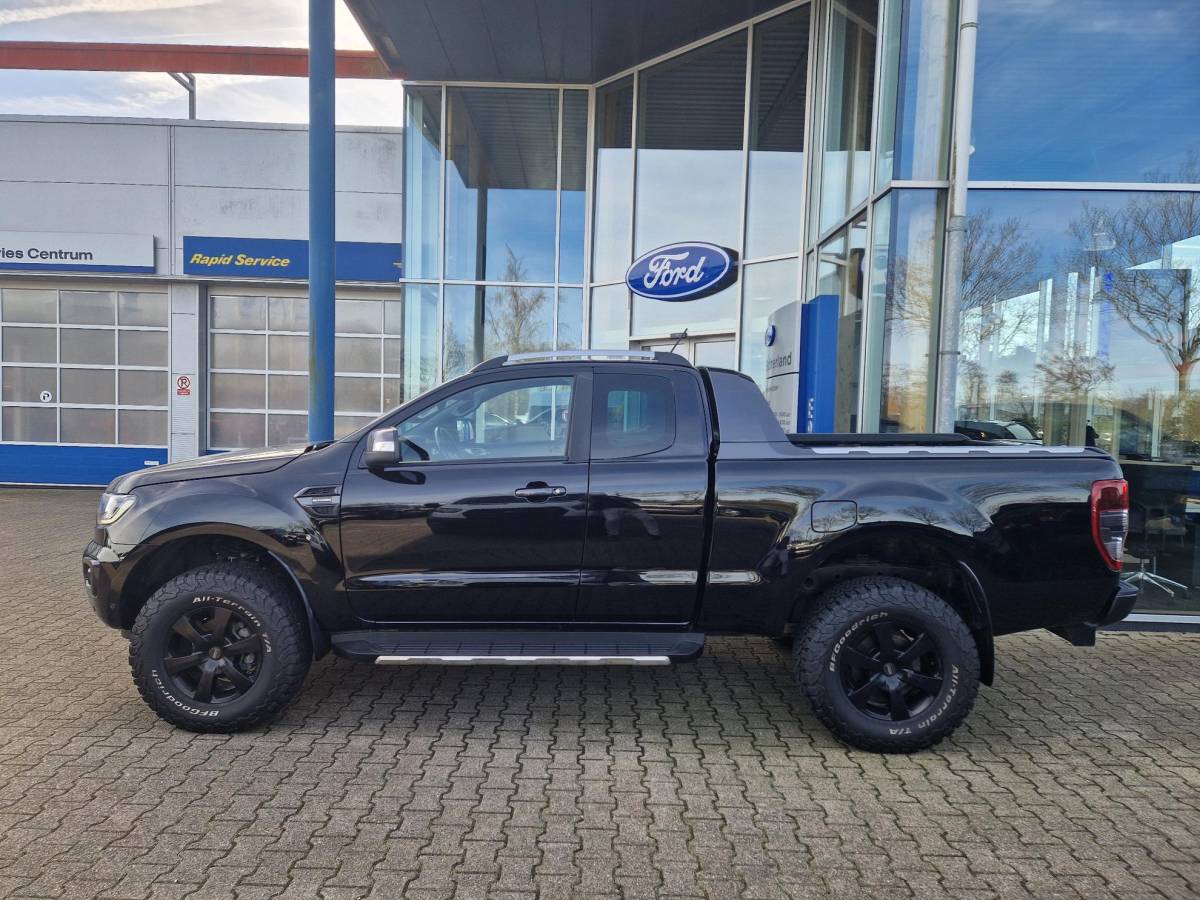 Ford Ranger Ford Ranger 2.0 EcoBlue Wildtrak Supercab | Trekhaak 3500KG | Camera | Stoelverwarming | Climate Control | Navigatie | Cruise Control |