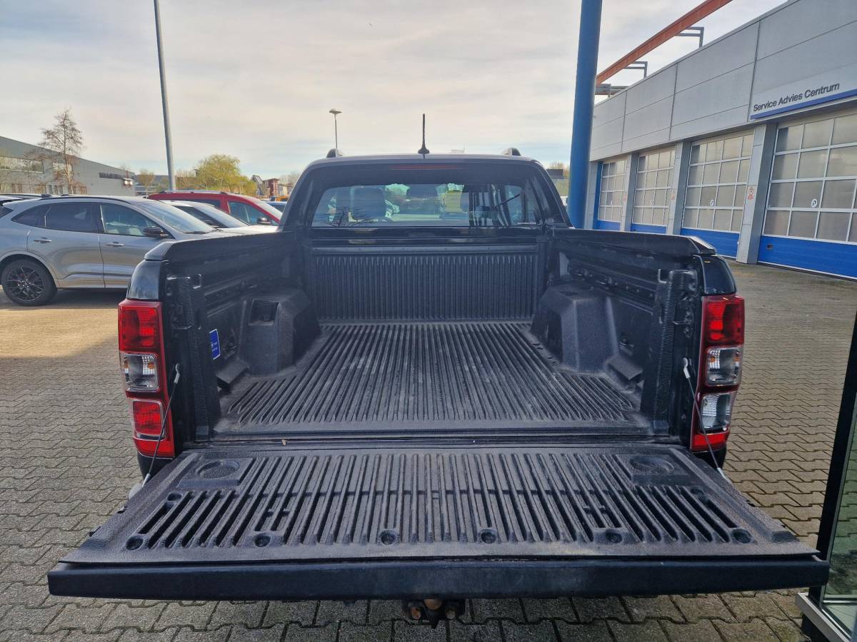 Ford Ranger Ford Ranger 2.0 EcoBlue Wildtrak Supercab | Trekhaak 3500KG | Camera | Stoelverwarming | Climate Control | Navigatie | Cruise Control |