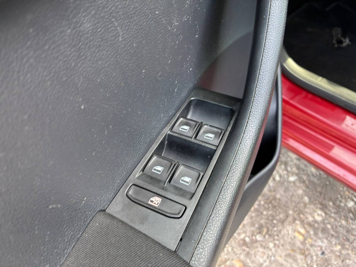 Škoda Fabia Skoda Fabia Combi 1.2 TSI First Edition Style | Automaat + Cruise + Clima Nu € 9.975,-!!!