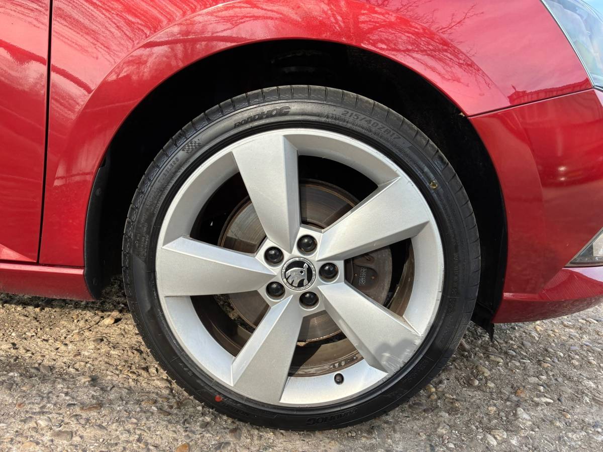 Škoda Fabia Skoda Fabia Combi 1.2 TSI First Edition Style | Automaat + Cruise + Clima Nu € 9.975,-!!!