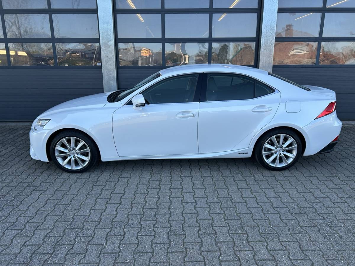 Lexus IS LEXUS Is 300h Hybrid 181pk Business Line