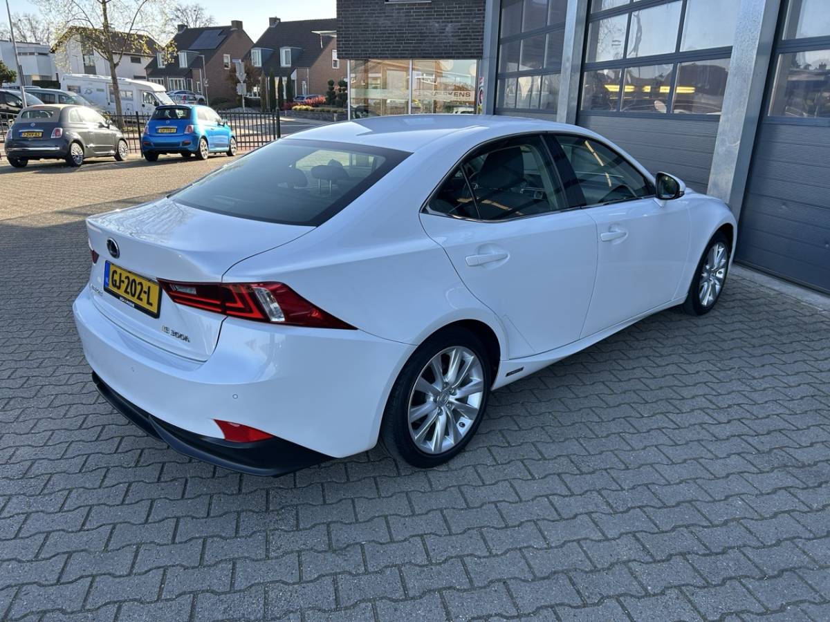 Lexus IS LEXUS Is 300h Hybrid 181pk Business Line