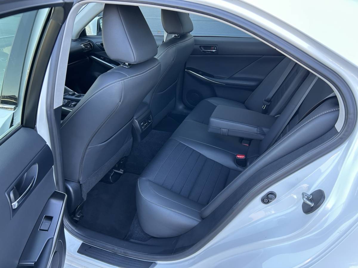 Lexus IS LEXUS Is 300h Hybrid 181pk Business Line
