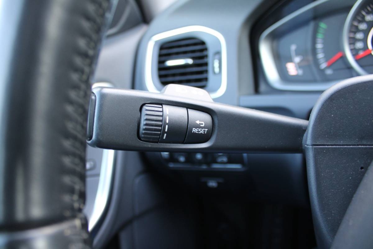 Volvo V60 Volvo V60 T3 153PK Automaat FWD Polar+ | Stoelverwarming | Navigatie | Bluetooth | Climate control | Cruise control |