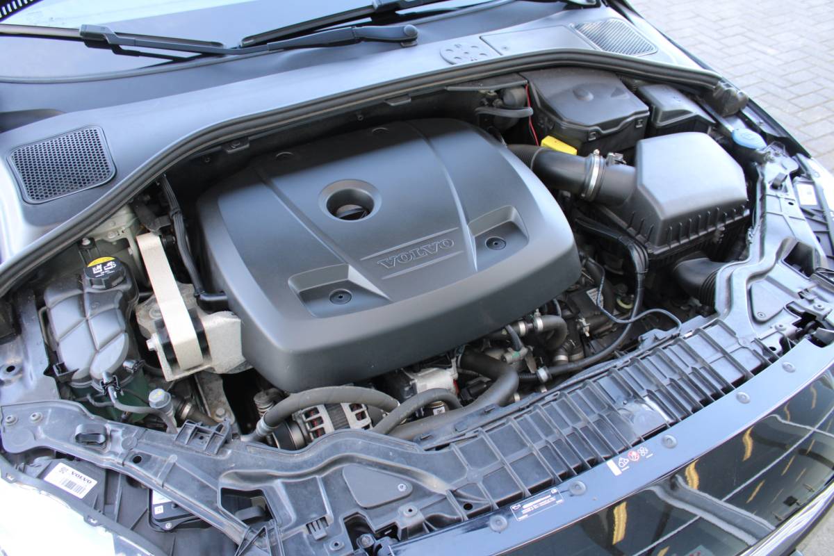 Volvo V60 Volvo V60 T3 153PK Automaat FWD Polar+ | Stoelverwarming | Navigatie | Bluetooth | Climate control | Cruise control |