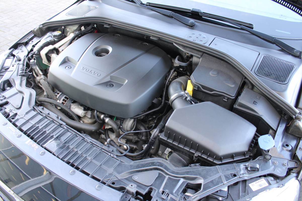 Volvo V60 Volvo V60 T3 153PK Automaat FWD Polar+ | Stoelverwarming | Navigatie | Bluetooth | Climate control | Cruise control |