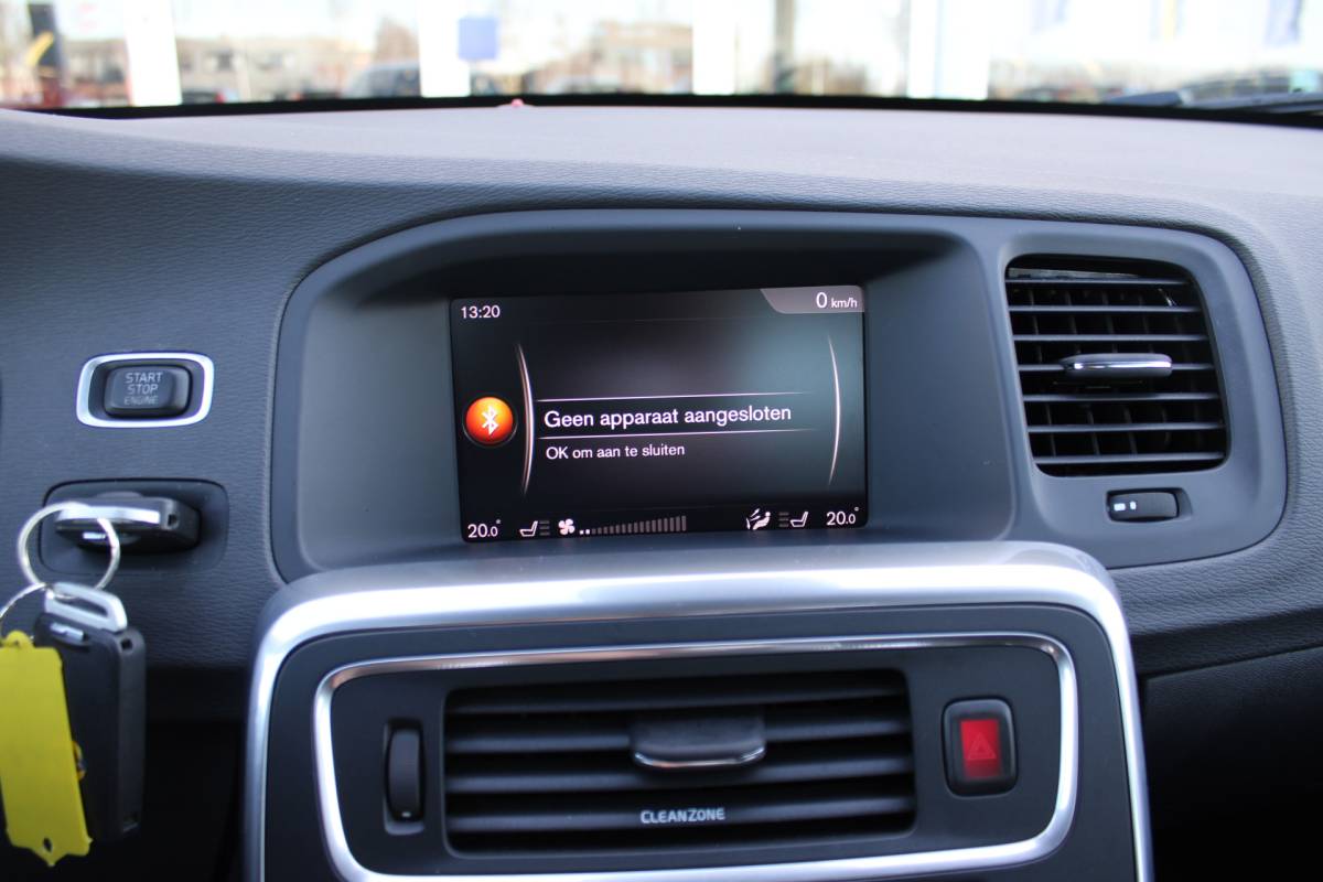 Volvo V60 Volvo V60 T3 153PK Automaat FWD Polar+ | Stoelverwarming | Navigatie | Bluetooth | Climate control | Cruise control |