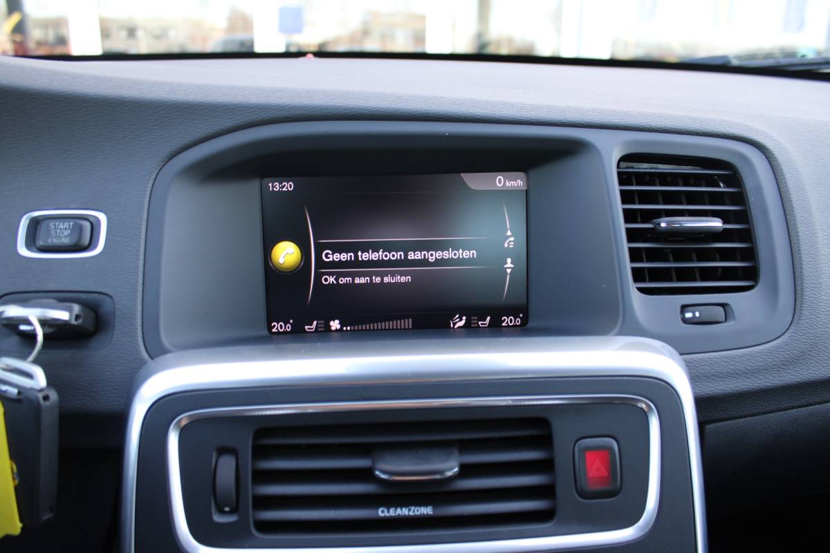Volvo V60 Volvo V60 T3 153PK Automaat FWD Polar+ | Stoelverwarming | Navigatie | Bluetooth | Climate control | Cruise control |