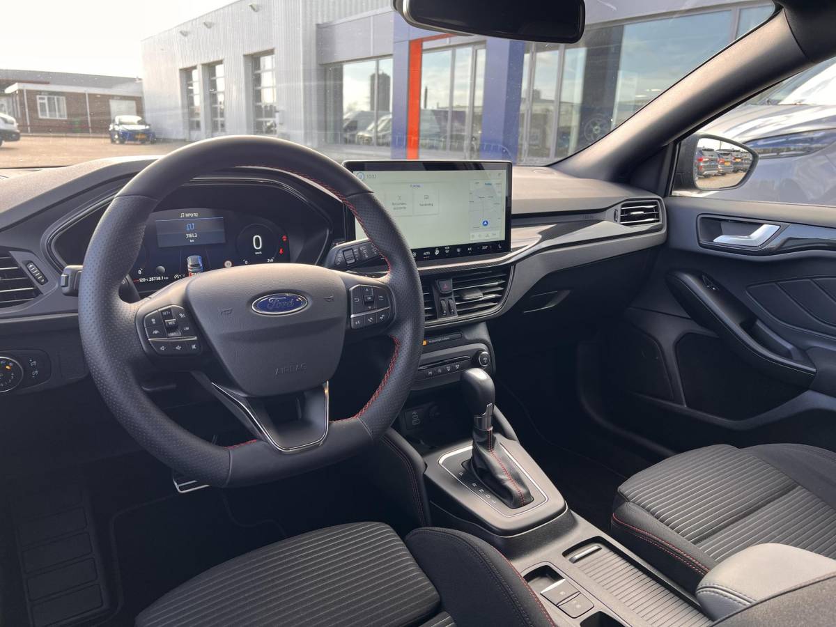 Ford Focus Ford Focus Wagon 1.0 EcoBoost Hybrid ST Line X 155pk | AGR-stoelen | Winterpack | Driver Assistance pack | Orig. NL auto