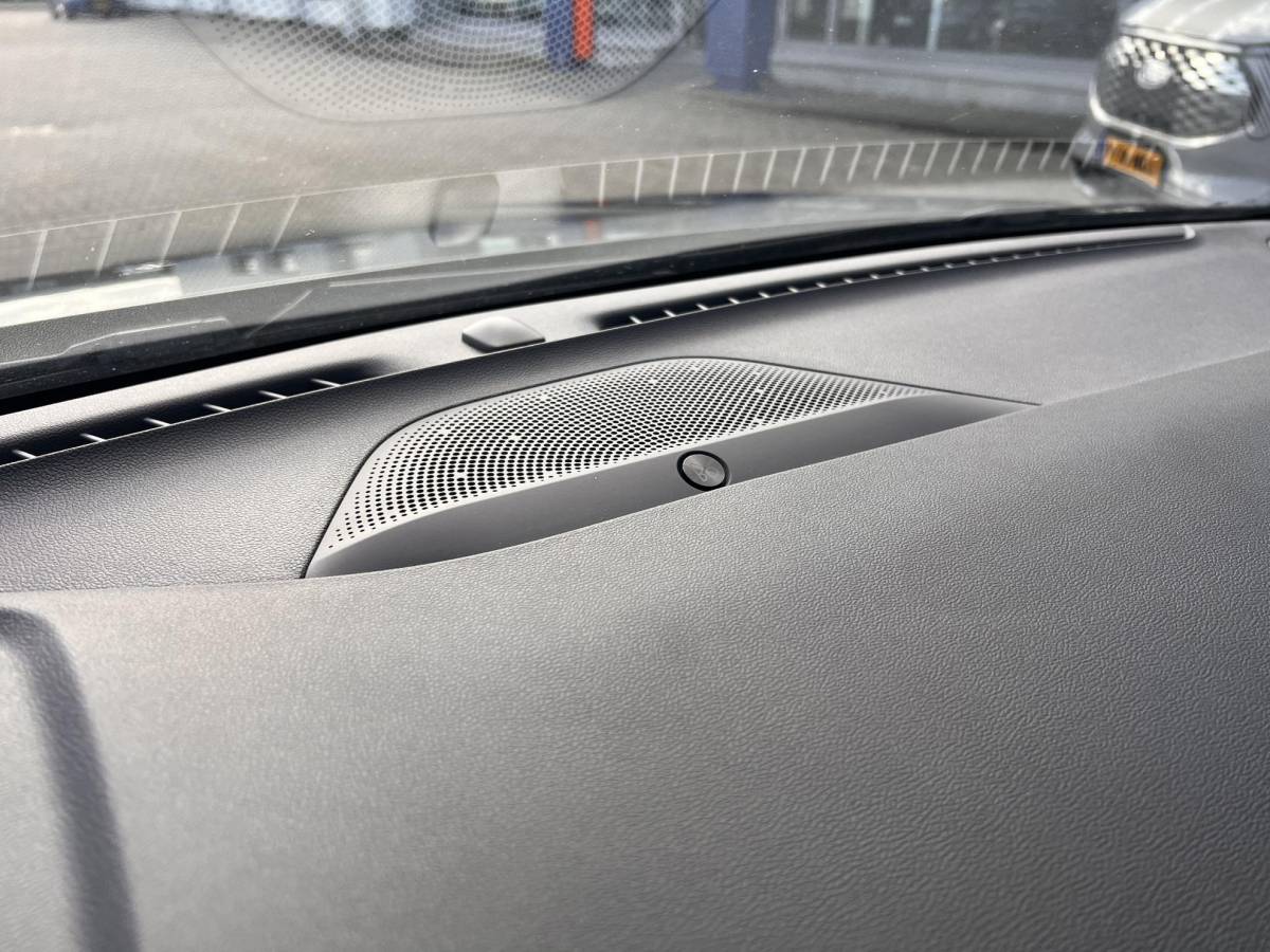 Ford Focus Ford Focus Wagon 1.0 EcoBoost Hybrid ST Line X 155pk | AGR-stoelen | Winterpack | Driver Assistance pack | Orig. NL auto