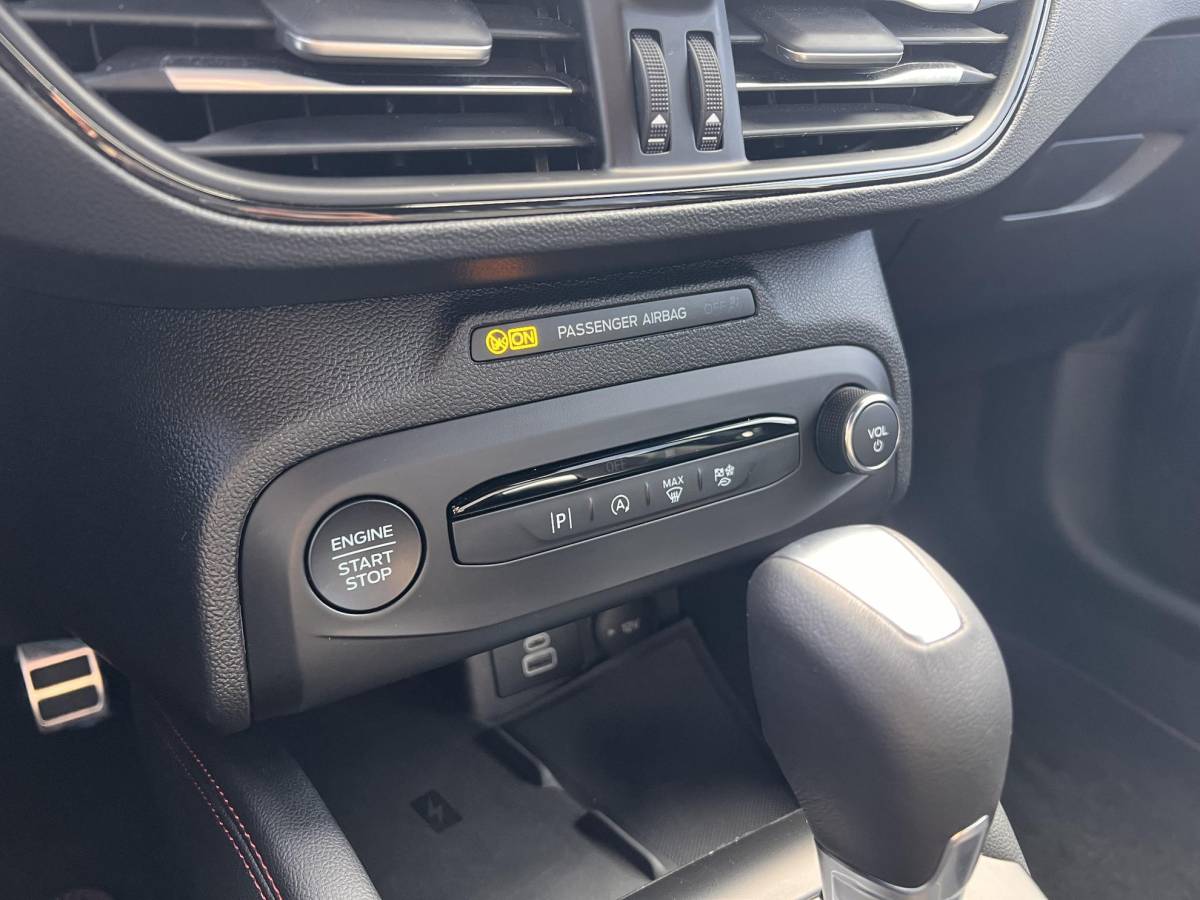 Ford Focus Ford Focus Wagon 1.0 EcoBoost Hybrid ST Line X 155pk | AGR-stoelen | Winterpack | Driver Assistance pack | Orig. NL auto