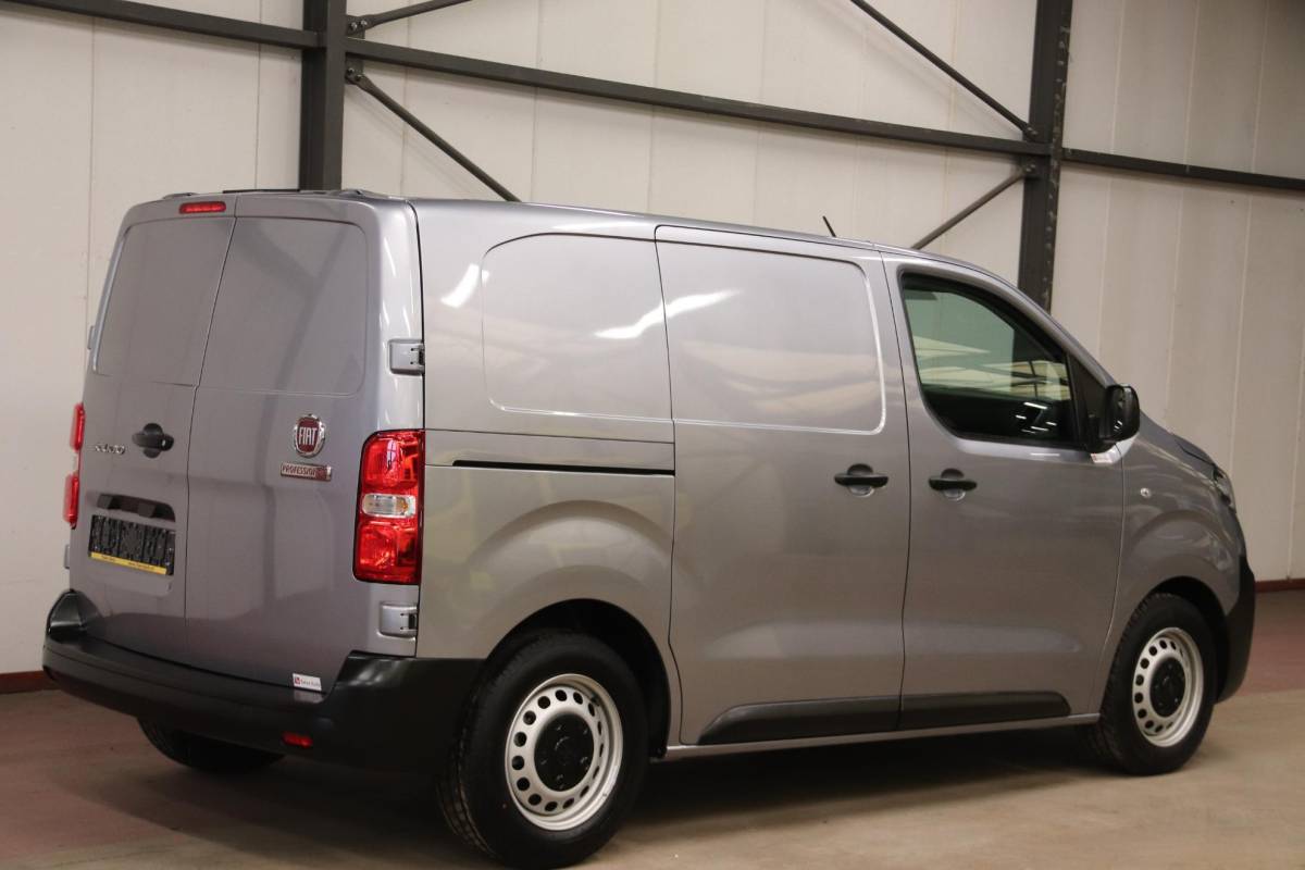 Fiat Scudo Fiat Scudo 1.5 MULTIJET 120PK COMPACT BUSINESS Fiat Scudo 1.5 MULTIJET 120 COMPACT BUSINESS