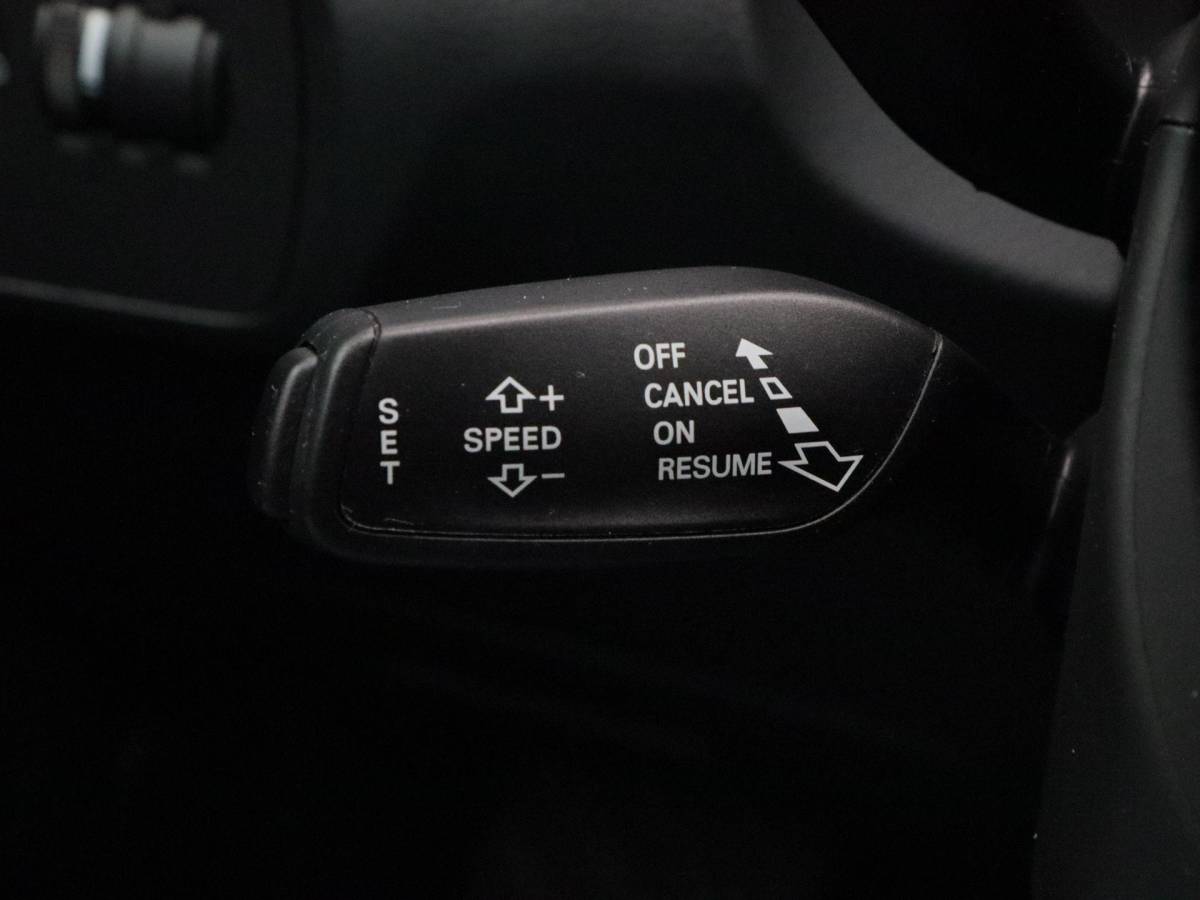 Audi Q3 Audi Q3 1.4 TFSi 150 Pk Automaat S-Line | Trekhaak | Half Leer | Cruise Control | Camera | Climatronic | Navigatie | 18 Inch