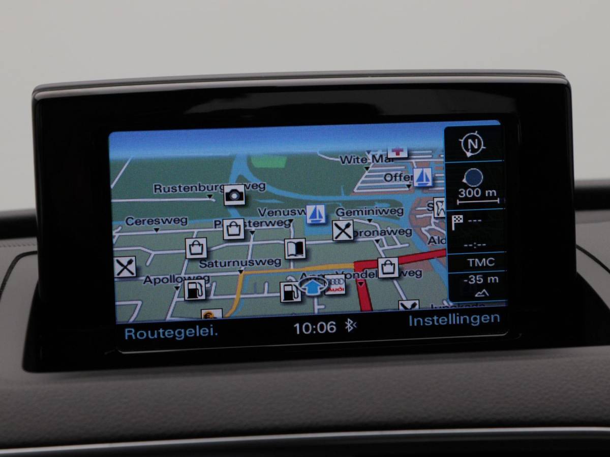 Audi Q3 Audi Q3 1.4 TFSi 150 Pk Automaat S-Line | Trekhaak | Half Leer | Cruise Control | Camera | Climatronic | Navigatie | 18 Inch