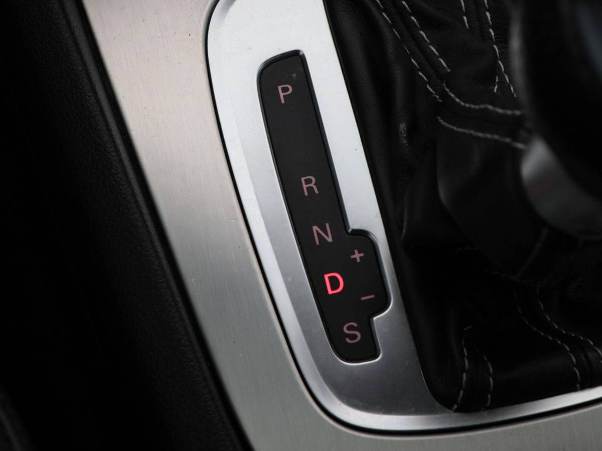 Audi Q3 Audi Q3 1.4 TFSi 150 Pk Automaat S-Line | Trekhaak | Half Leer | Cruise Control | Camera | Climatronic | Navigatie | 18 Inch