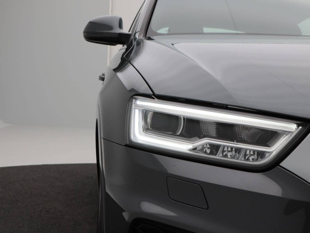 Audi Q3 Audi Q3 1.4 TFSi 150 Pk Automaat S-Line | Trekhaak | Half Leer | Cruise Control | Camera | Climatronic | Navigatie | 18 Inch