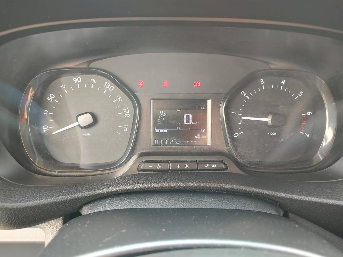 Citroën Jumpy Citroen Jumpy 1.5 BlueHDI 100 L2 Imperiaal Werkkasten Cruise-Control Lane-Detectie Airco