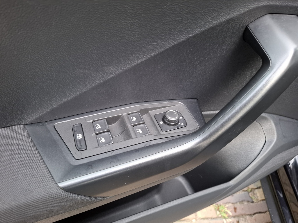 Volkswagen T-Roc Volkswagen T-Roc 2.0 TSI 4Motion Sport DSG automaat