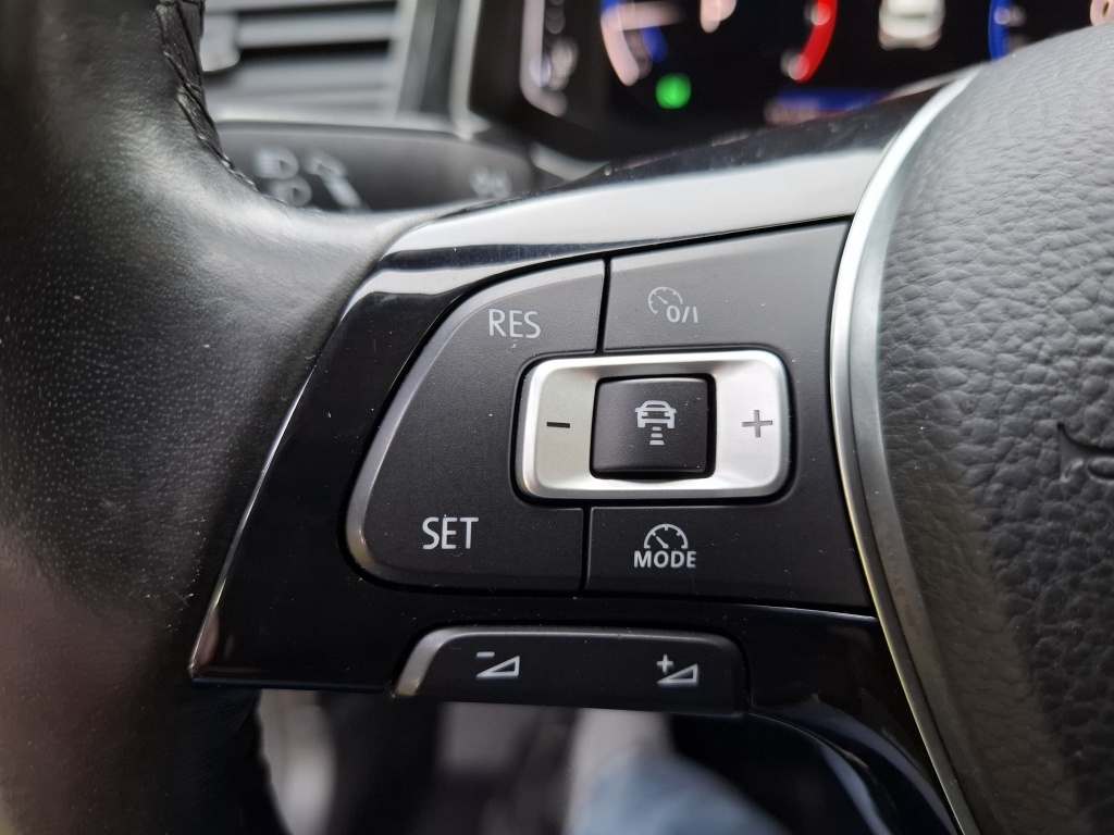 Volkswagen T-Roc Volkswagen T-Roc 2.0 TSI 4Motion Sport DSG automaat