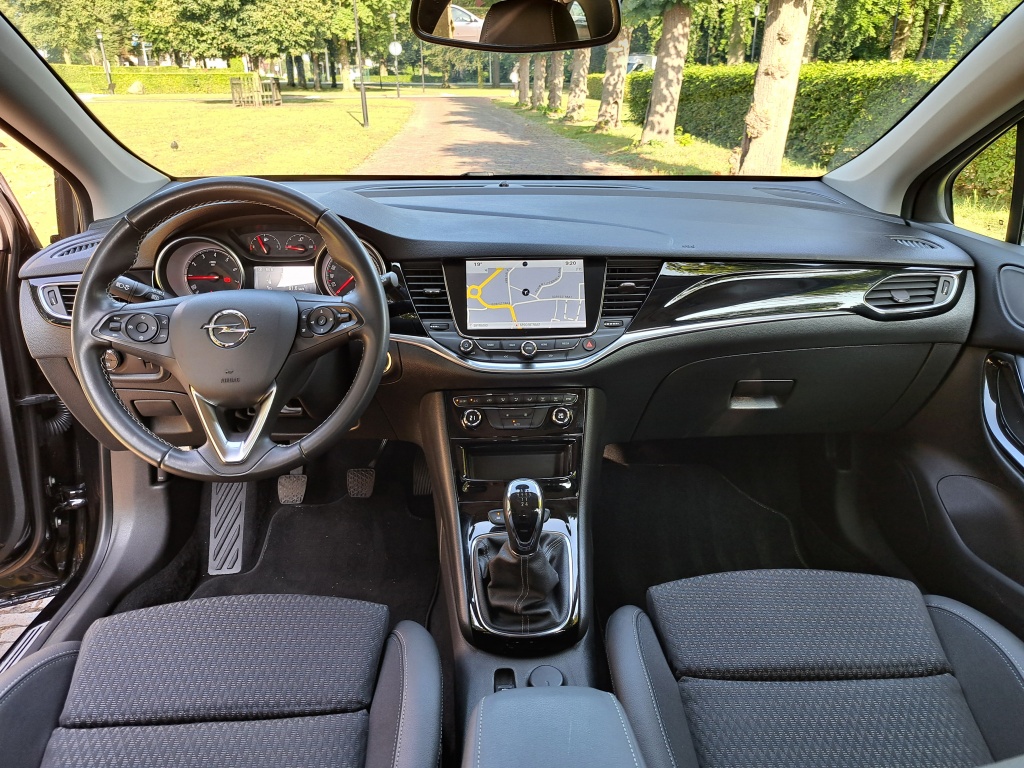 Volvo XC40 Volvo XC40 2.0 T4 Momentum