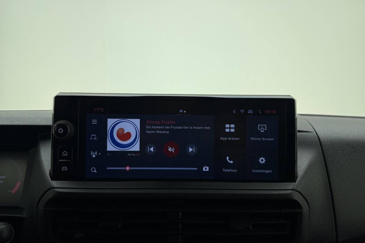 Fiat Scudo Fiat Scudo 2.0 Diesel 145 L3 | Navigatie | Betimmering laadruimte | Camera | Parkeersensoren | 3 Zitplaatsen | Cruise control | Bluetooth | Mistlampen voor