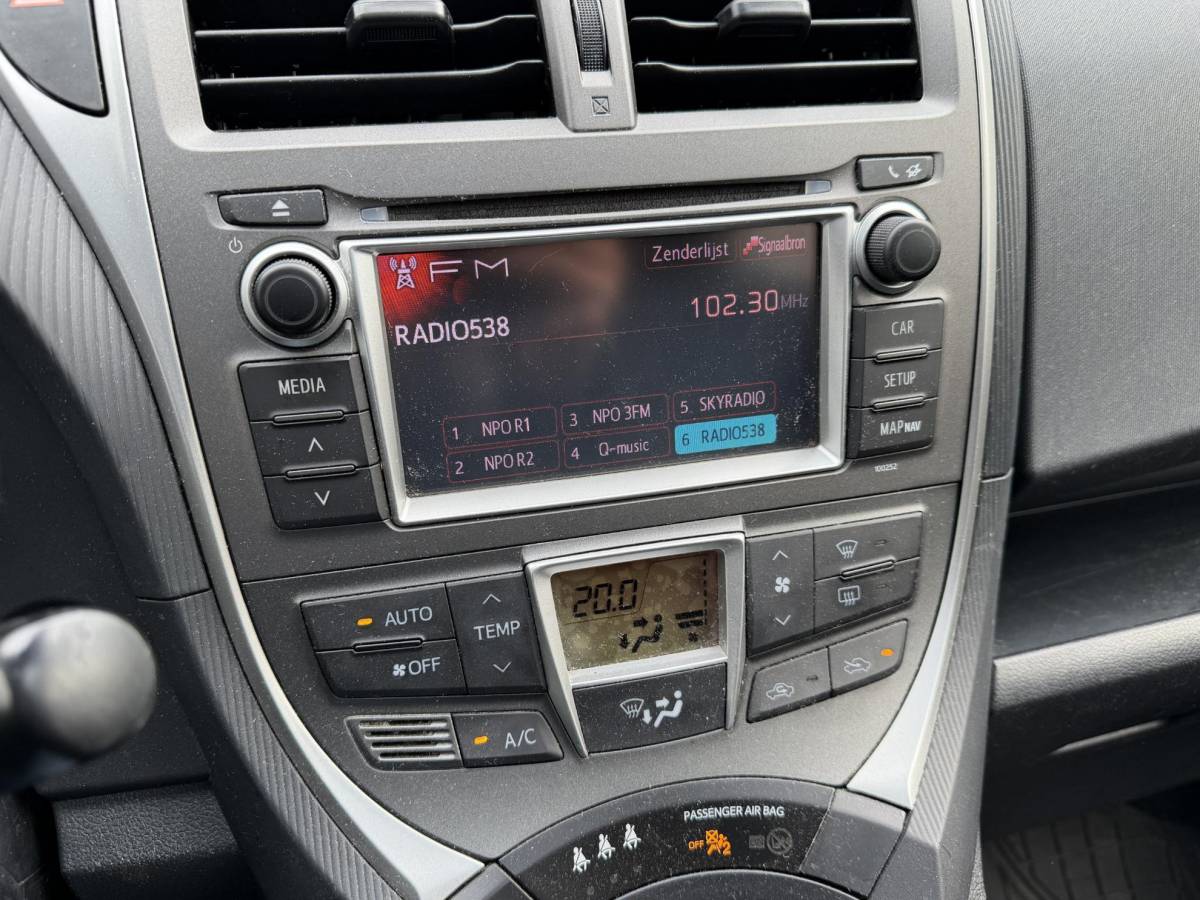 Toyota Verso-S Toyota Verso-S 1.3 VVT-i Aspiration | Camera | Cruise Control | Trekhaak | Privacy Glass |