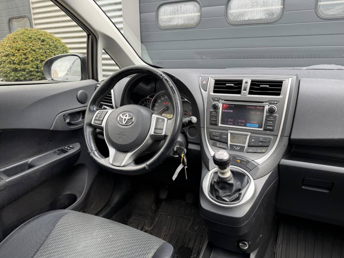 Toyota Verso-S Toyota Verso-S 1.3 VVT-i Aspiration | Camera | Cruise Control | Trekhaak | Privacy Glass |