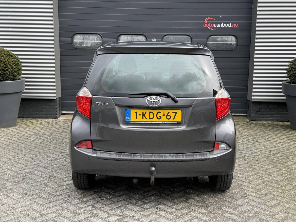 Toyota Verso-S Toyota Verso-S 1.3 VVT-i Aspiration | Camera | Cruise Control | Trekhaak | Privacy Glass |