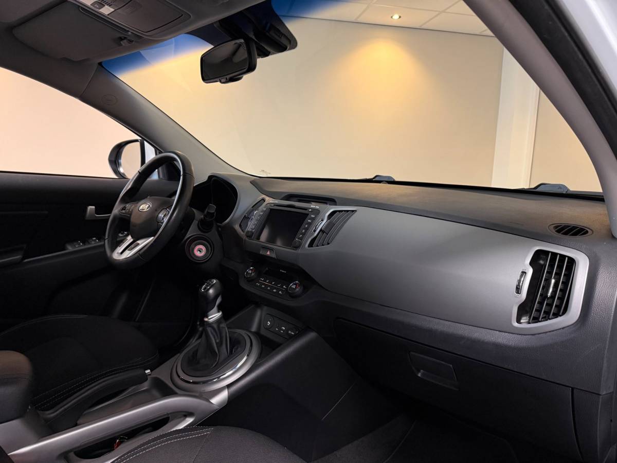 Kia Sportage Kia Sportage 1.6 GDI X-treme ComfortLine *24.000Km!* 1ste Eigenaar|Trekhaak|Camera|Navi|Cruise|NAP