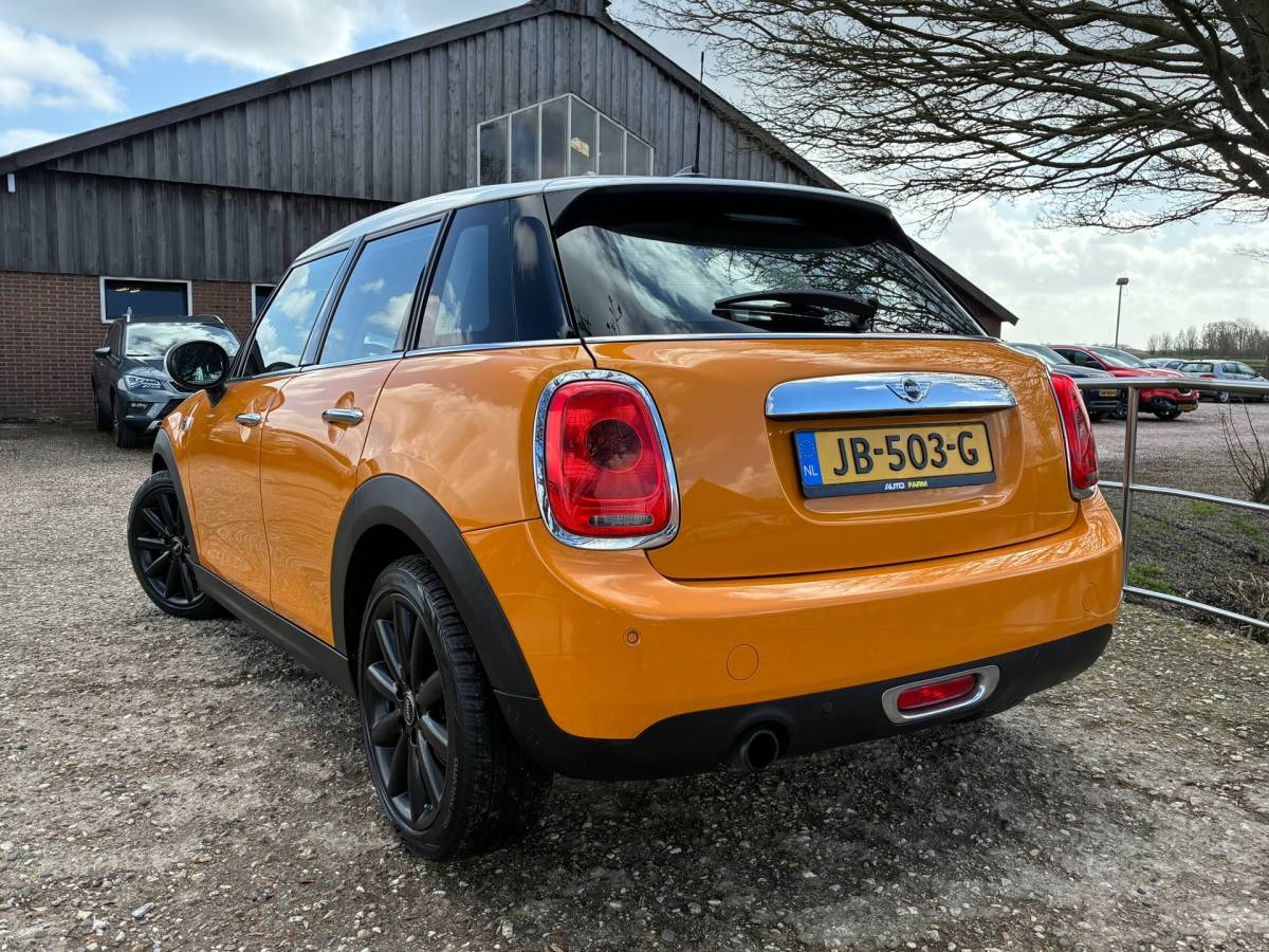 MINI Cooper Mini Mini 1.5 Cooper Business | Navi + Cruise + Clima Nu € 9.975,-!!!