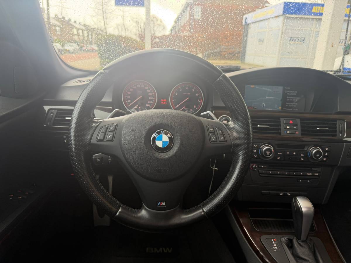 BMW 3 Serie BMW 3-serie 335i AUTOMAAT-LEER-PDC-NAVI-CRUISE