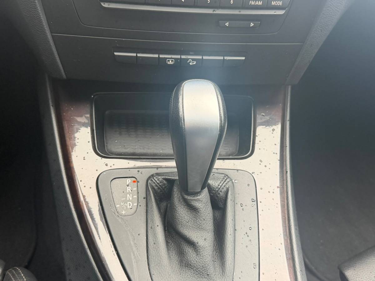 BMW 3 Serie BMW 3-serie 335i AUTOMAAT-LEER-PDC-NAVI-CRUISE