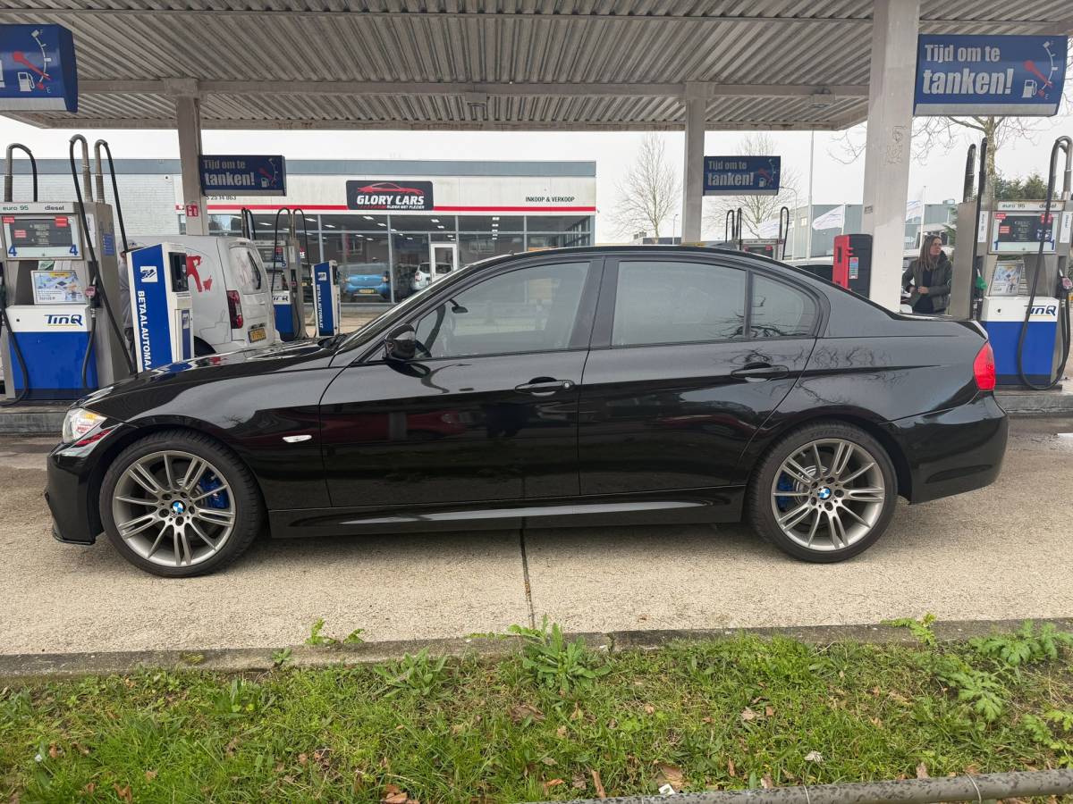BMW 3 Serie BMW 3-serie 335i AUTOMAAT-LEER-PDC-NAVI-CRUISE